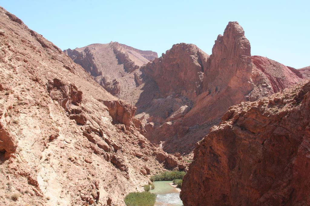 Auberge Le Jardin De La Source Aït Ben Ali Exteriör bild