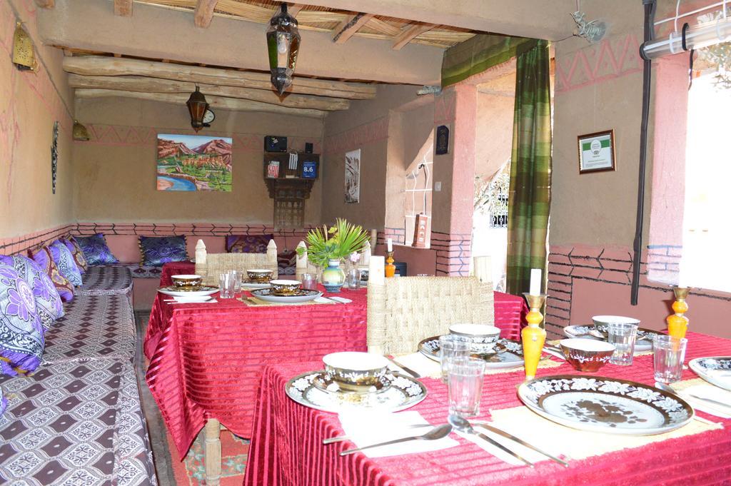 Auberge Le Jardin De La Source Aït Ben Ali Exteriör bild