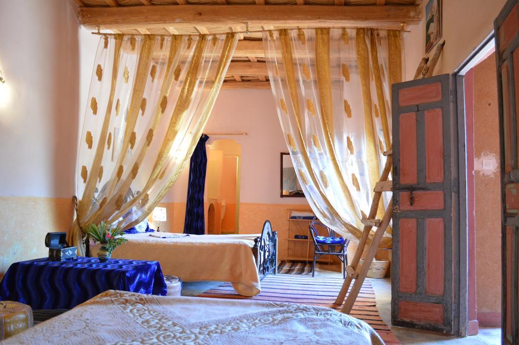 Auberge Le Jardin De La Source Aït Ben Ali Exteriör bild