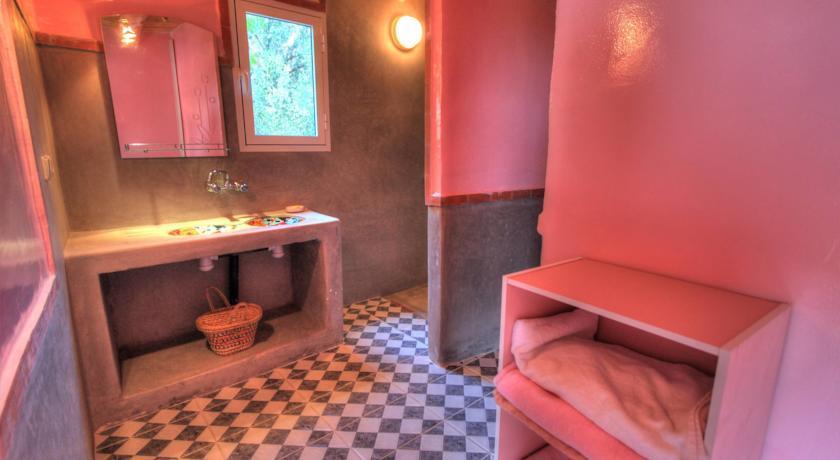 Auberge Le Jardin De La Source Aït Ben Ali Exteriör bild