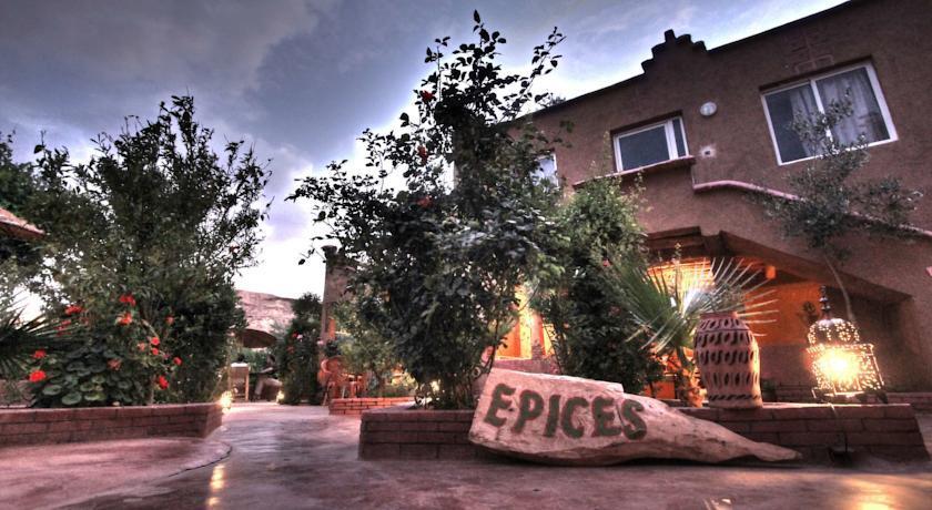 Auberge Le Jardin De La Source Aït Ben Ali Exteriör bild