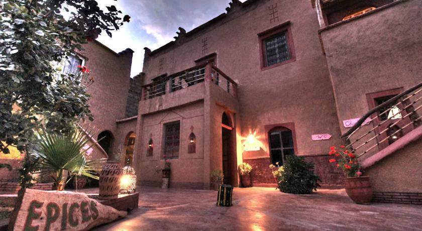 Auberge Le Jardin De La Source Aït Ben Ali Exteriör bild